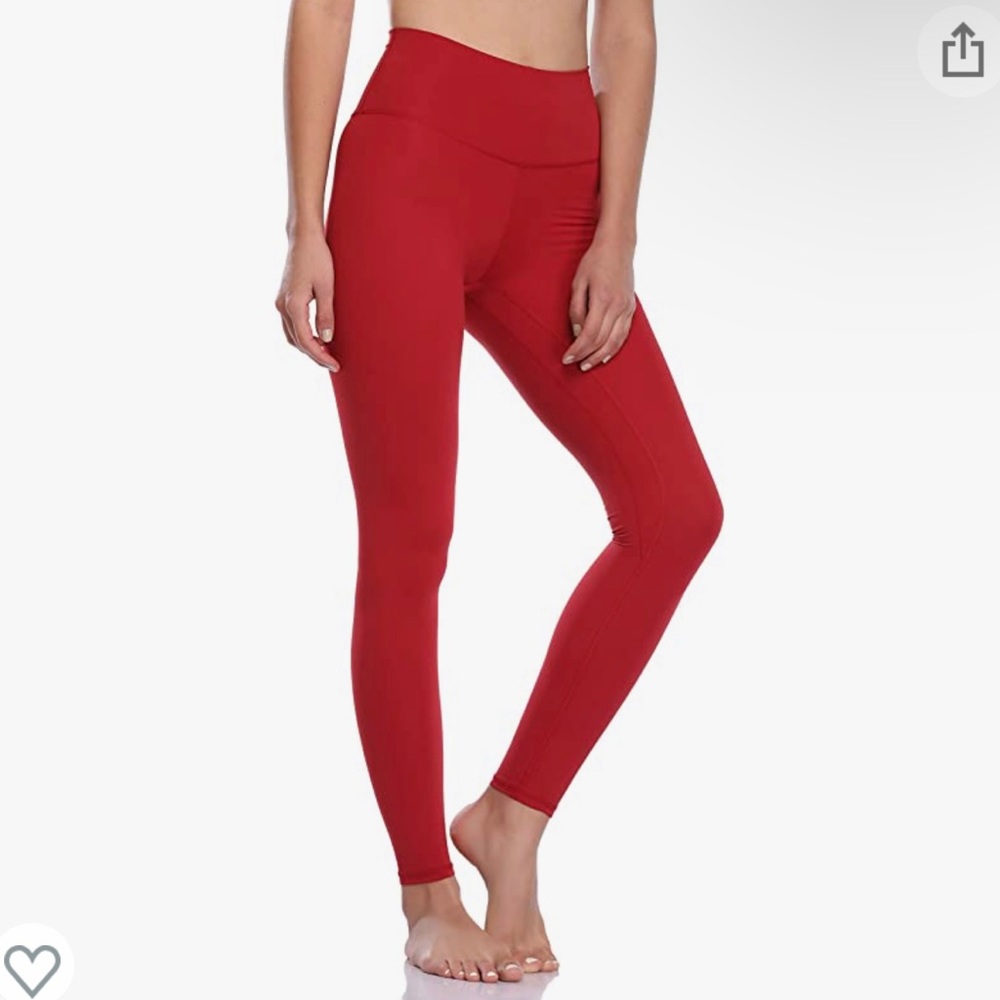 red leggings!